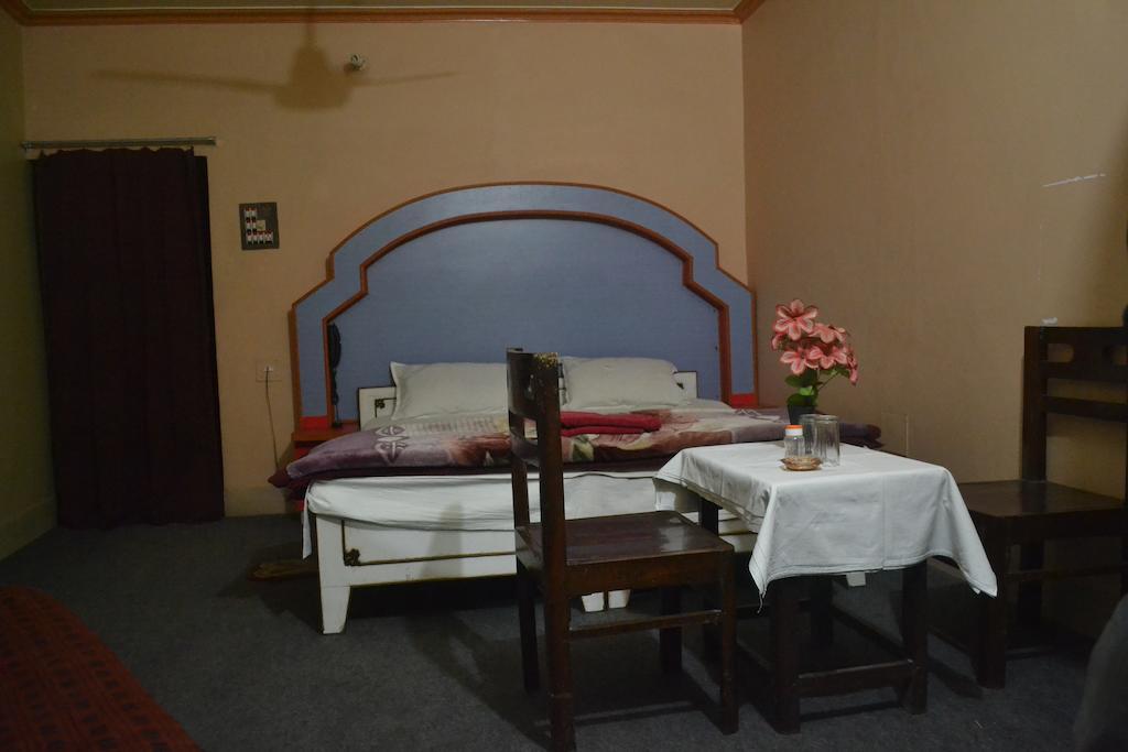 Hotel Sandeep 瓦拉纳西 外观 照片